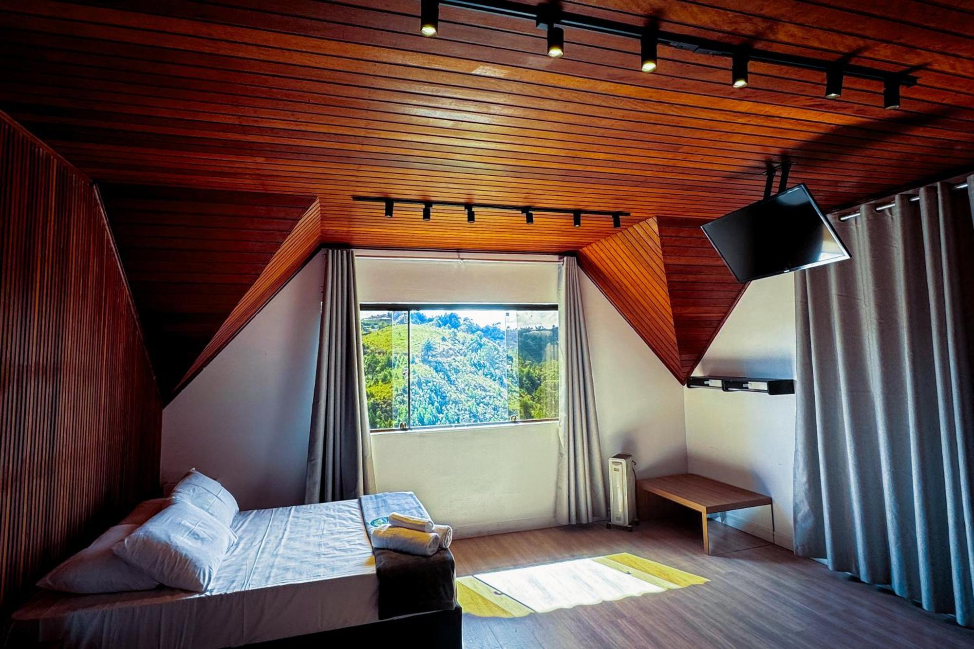 Velinn Pousada Casa De Campos Mountain House Кампус-ду-Жордан Екстер'єр фото